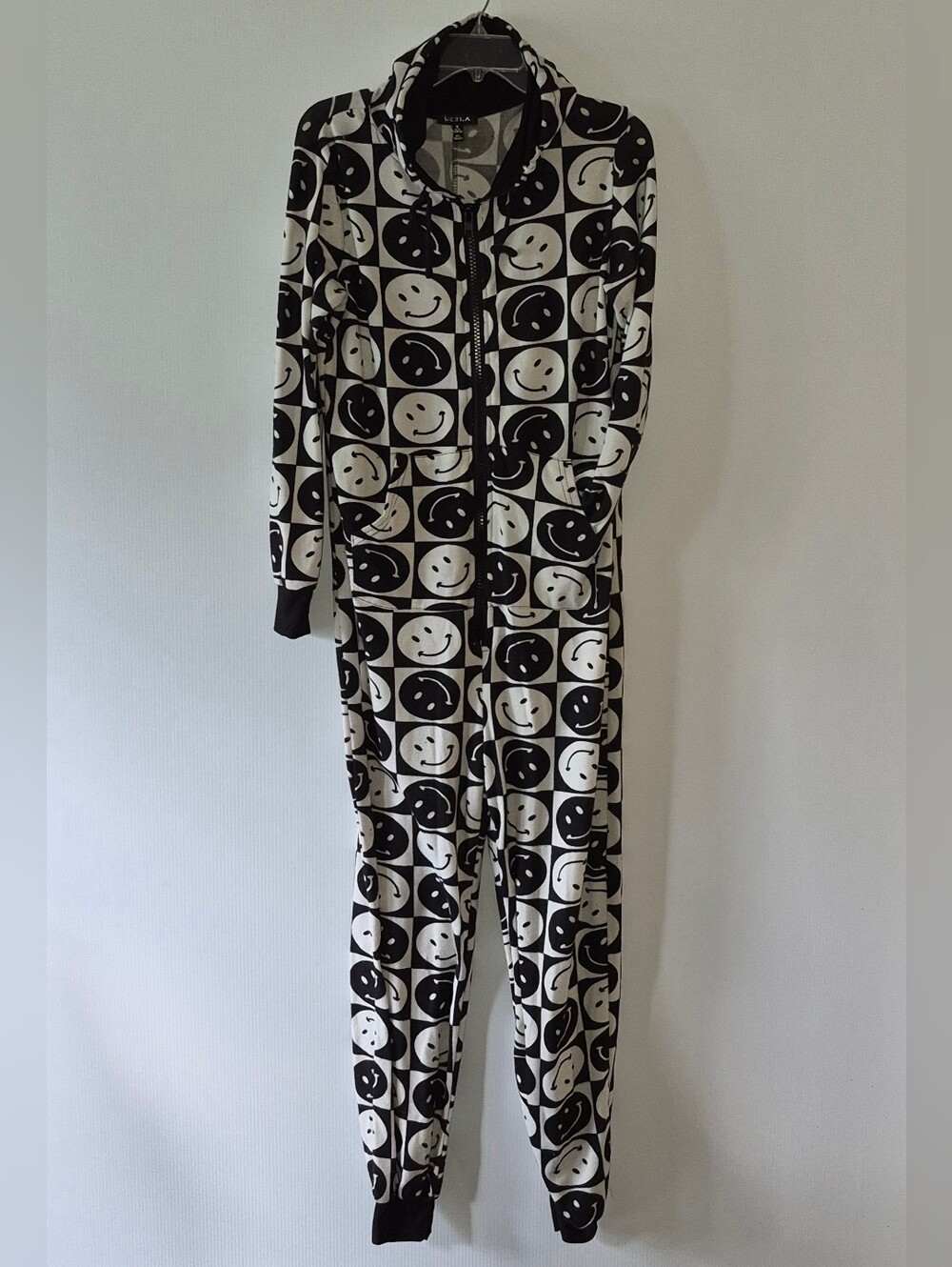 Vintage Y2K UK2LA Checkered Black & White Smiley Face Adult Hooded Onesie